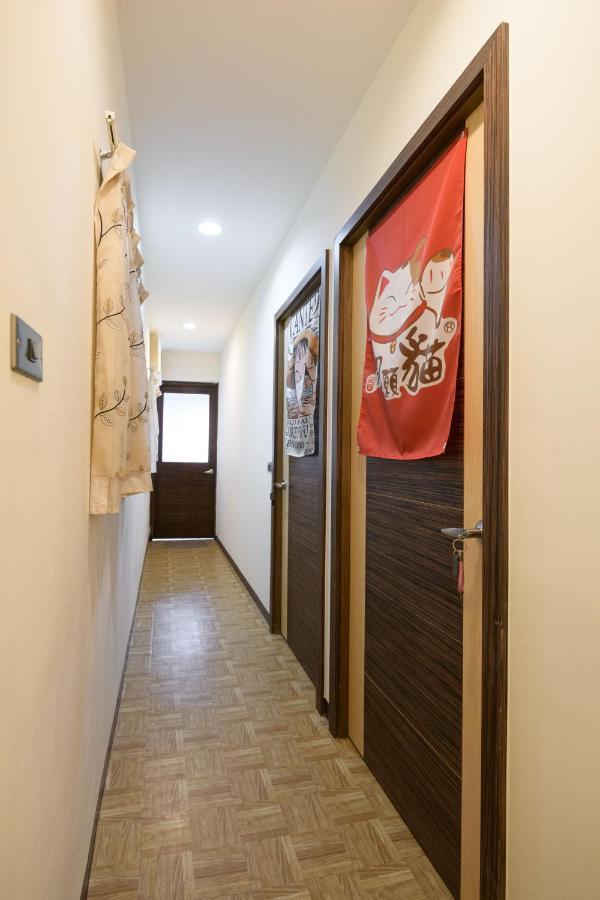 羅東夜市 小宅一生民宿 Night Market Small House Lifetime Hotel Лодун Екстер'єр фото