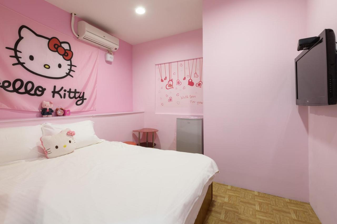 羅東夜市 小宅一生民宿 Night Market Small House Lifetime Hotel Лодун Екстер'єр фото